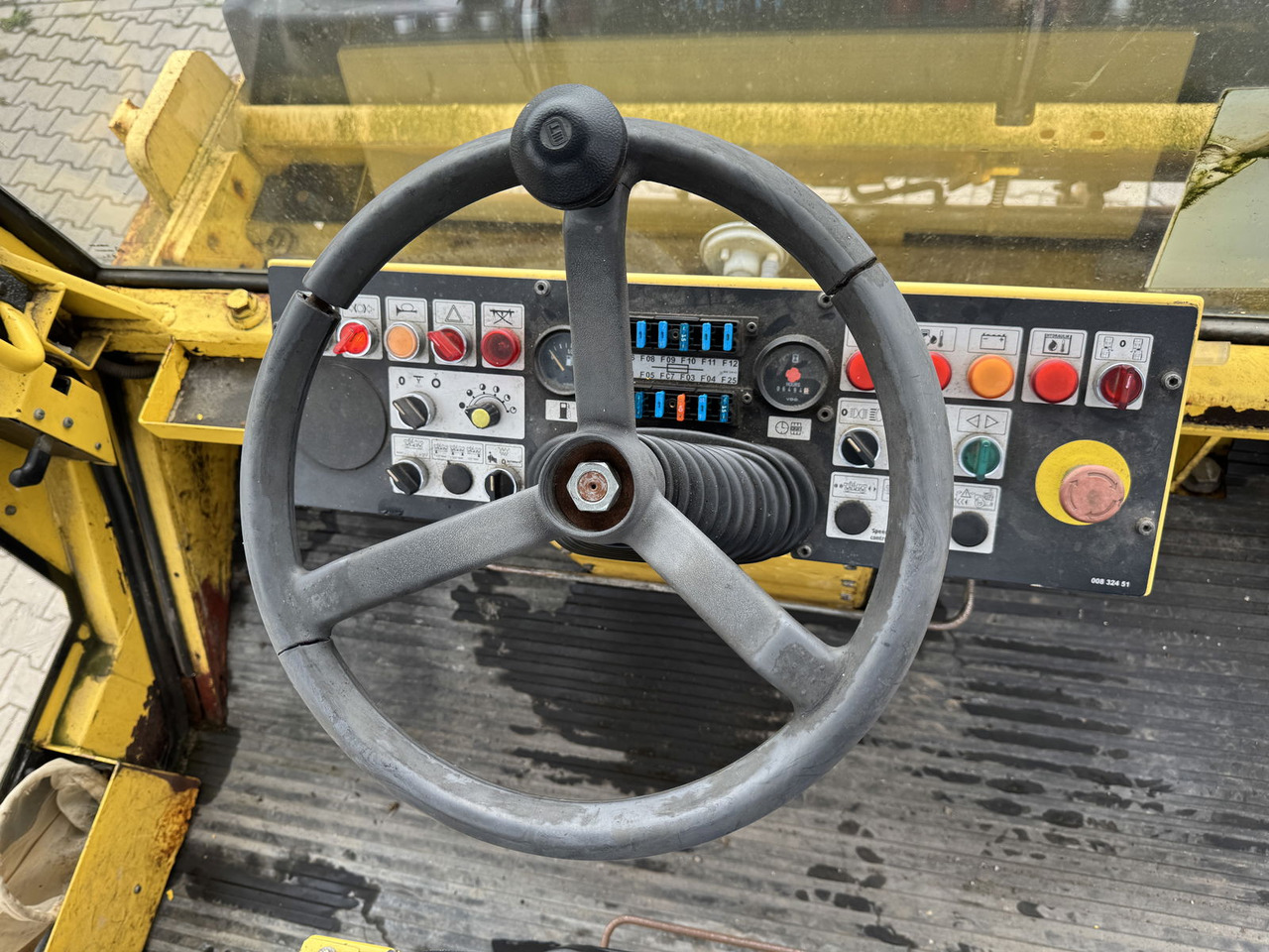 Bomag BW 151 AC-2 - Комбиниран валяк: снимка 4 Bomag BW 151 AC-2 - Комбиниран валяк: снимка 4