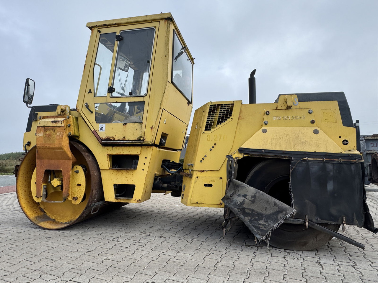 Bomag BW 151 AC-2 - Комбиниран валяк: снимка 5 Bomag BW 151 AC-2 - Комбиниран валяк: снимка 5