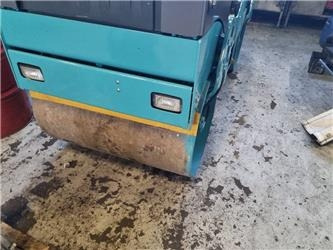 Bomag BW 100 AD-4 - Пътен валяк: снимка 1 Bomag BW 100 AD-4 - Пътен валяк: снимка 1