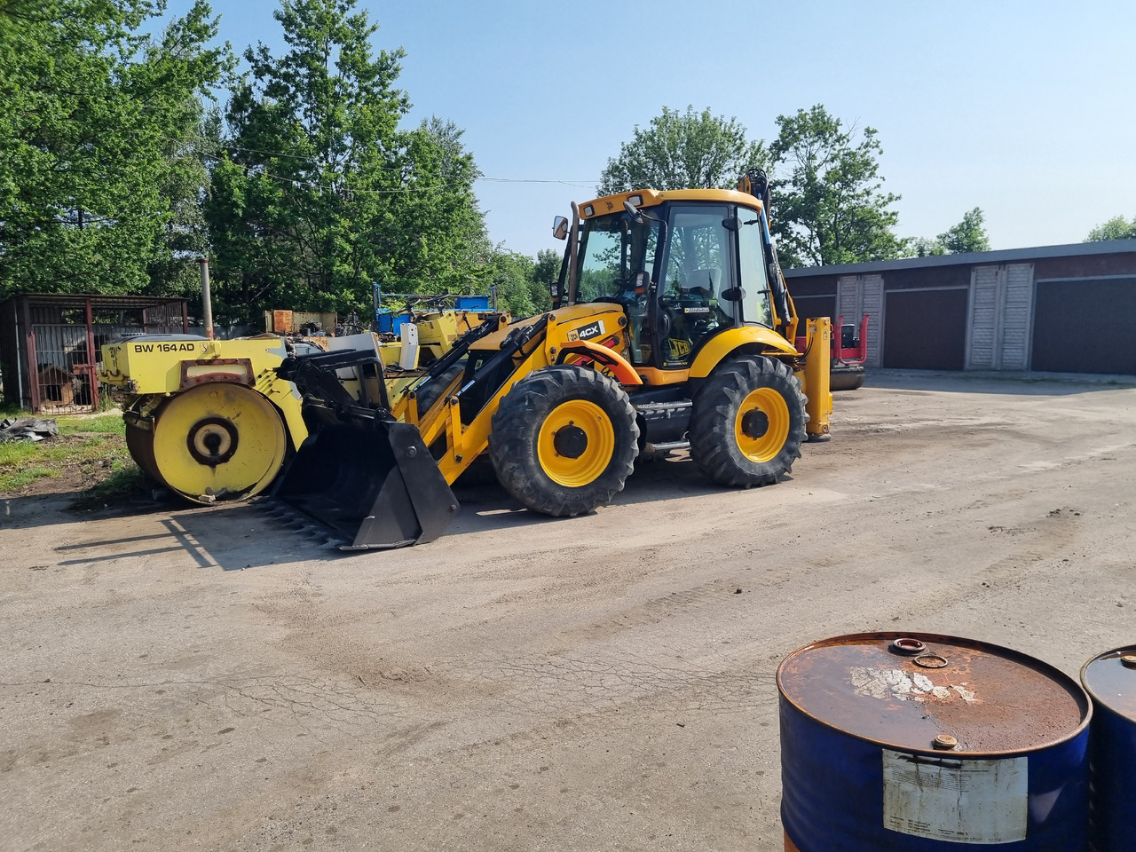 JCB 4CX - Багер-товарач: снимка 1 JCB 4CX - Багер-товарач: снимка 1