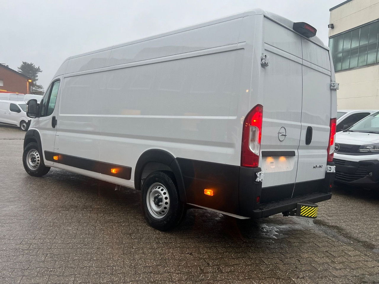 Opel Kasten 3,5 L4 H2 PS 180 Automatik+AHK Kasten 3,5 L4 H2 PS 180 Automatik+AHK - Товарен бус: снимка 5 Opel Kasten 3,5 L4 H2 PS 180 Automatik+AHK Kasten 3,5 L4 H2 PS 180 Automatik+AHK - Товарен бус: снимка 5