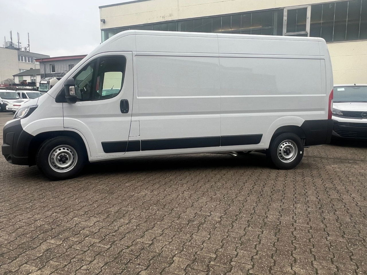 Opel Movano C Kasten L3 H2 3,5t Edition Automatik - Товарен бус: снимка 4 Opel Movano C Kasten L3 H2 3,5t Edition Automatik - Товарен бус: снимка 4