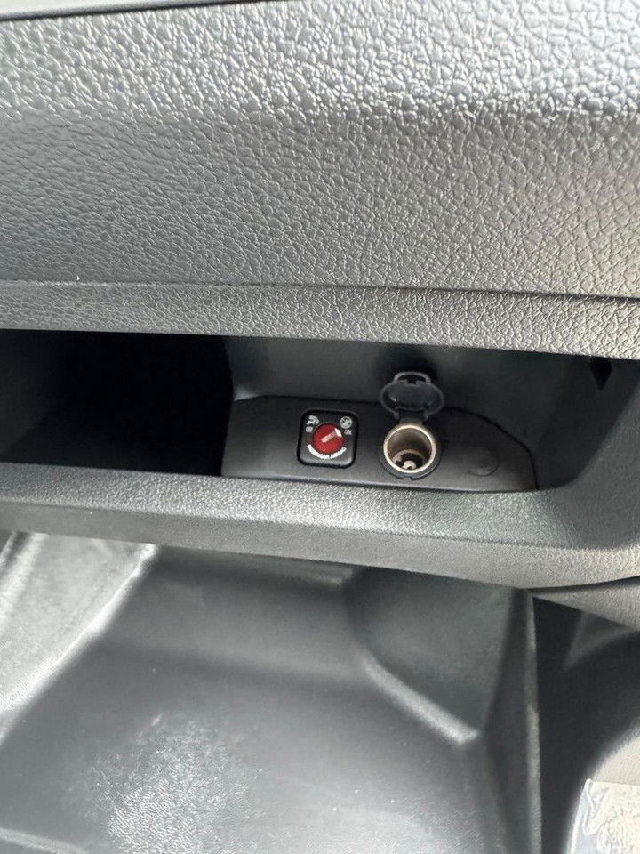 Лизинг на  Opel Vivaro 120 PS L2H1 Opel Vivaro 120 PS L2H1: снимка 11