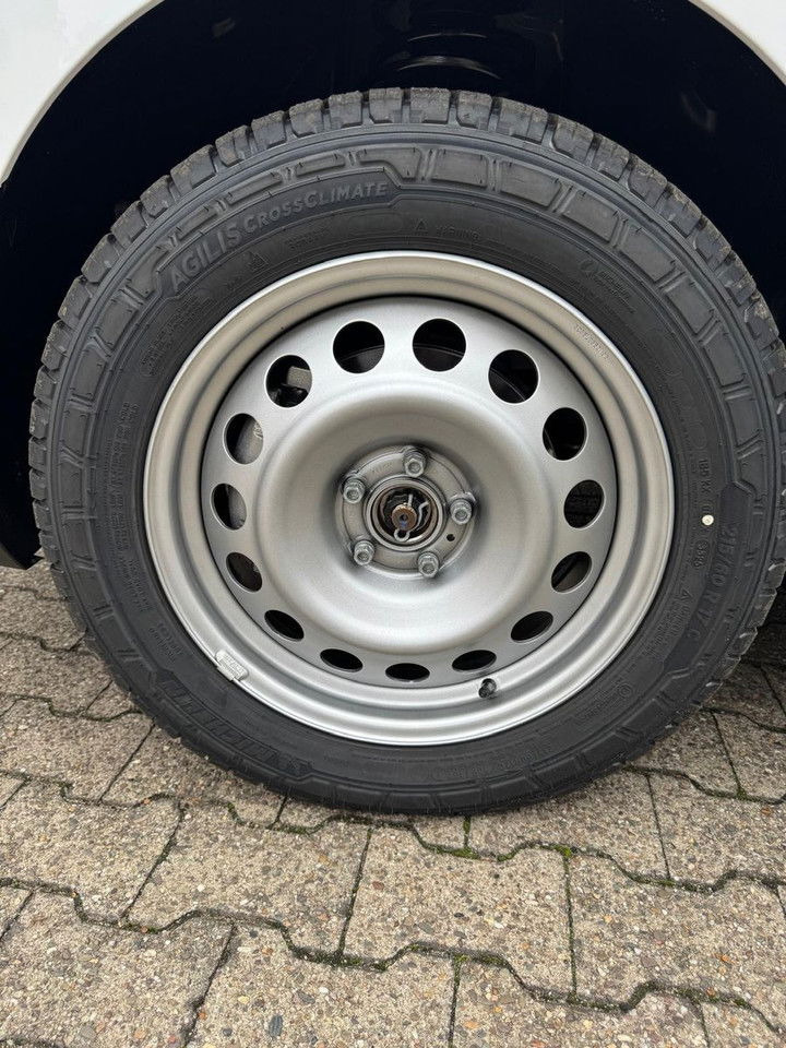 Лизинг на  Opel Vivaro 120 PS L2H1 Opel Vivaro 120 PS L2H1: снимка 9