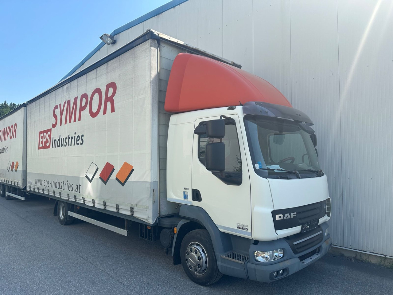 DAF LF 250 Schalter 120m° TÜV - Камион с брезент: снимка 2 DAF LF 250 Schalter 120m° TÜV - Камион с брезент: снимка 2