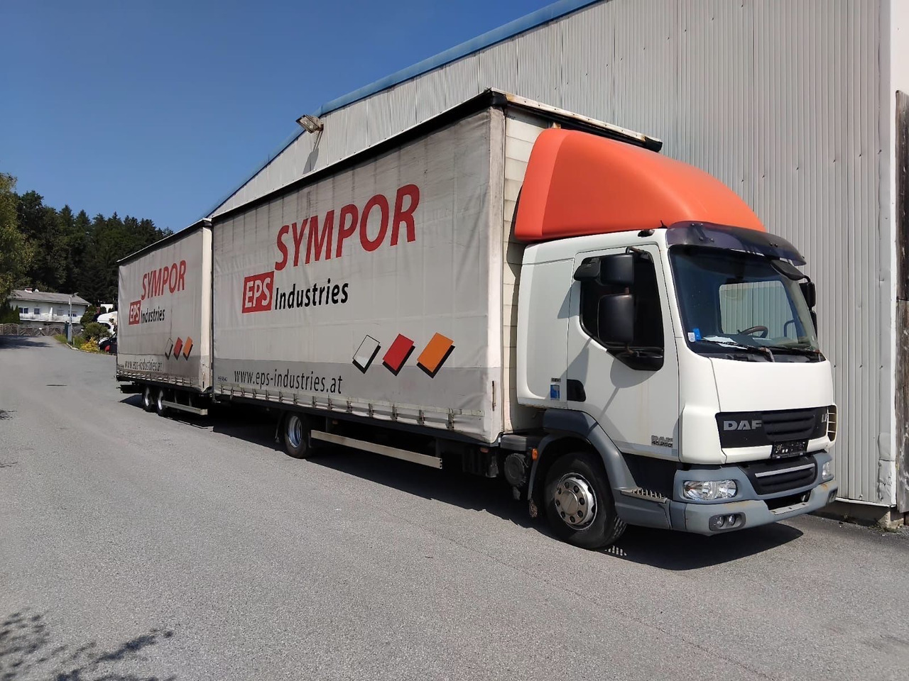 DAF LF 250 Schalter 120m° TÜV - Камион с брезент: снимка 1 DAF LF 250 Schalter 120m° TÜV - Камион с брезент: снимка 1