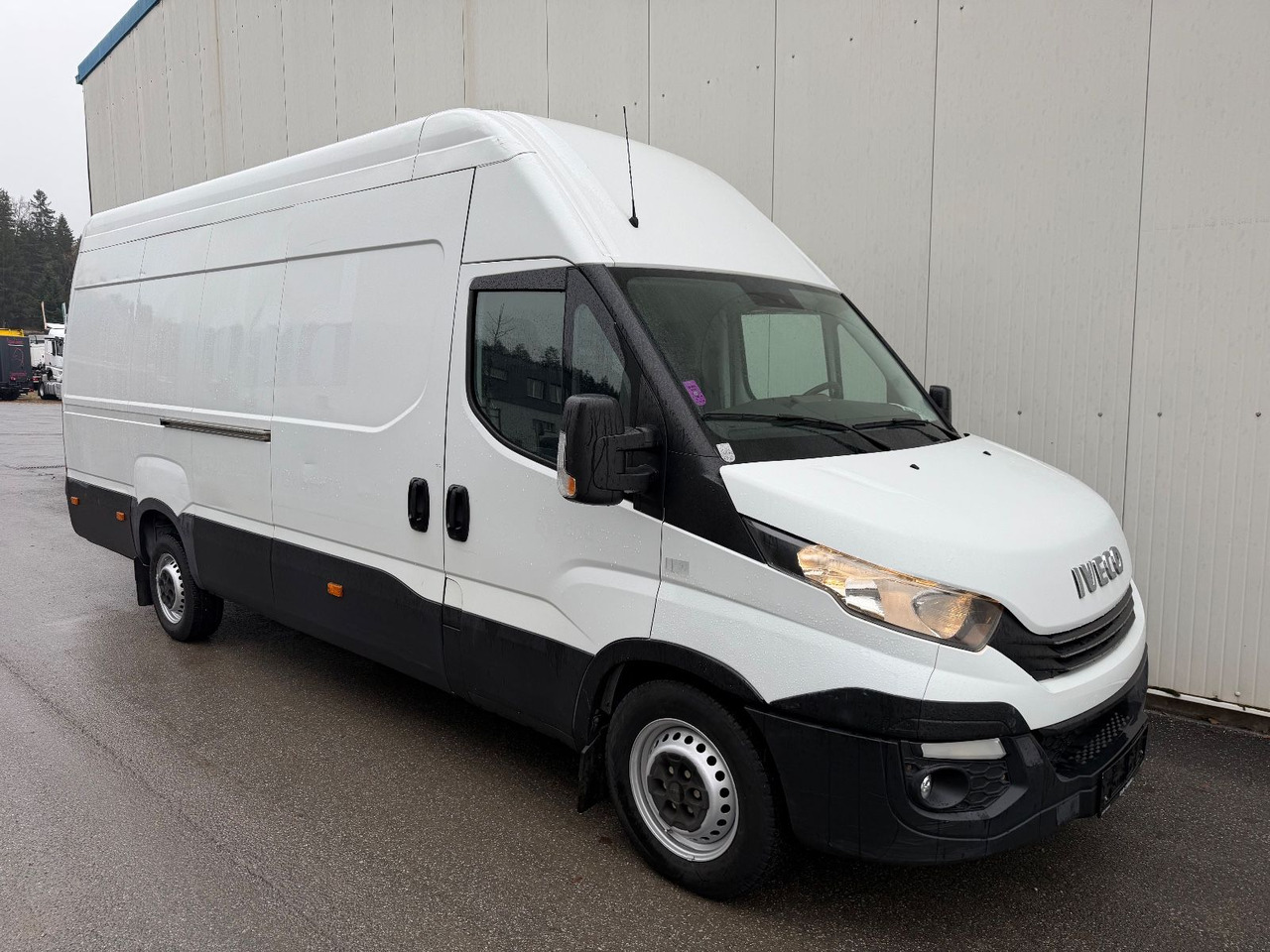 Iveco Daily 35S14 HiMatic L4H3 Maxi Iveco Daily 35S14 HiMatic L4H3 Maxi - Товарен бус: снимка 2 Iveco Daily 35S14 HiMatic L4H3 Maxi Iveco Daily 35S14 HiMatic L4H3 Maxi - Товарен бус: снимка 2