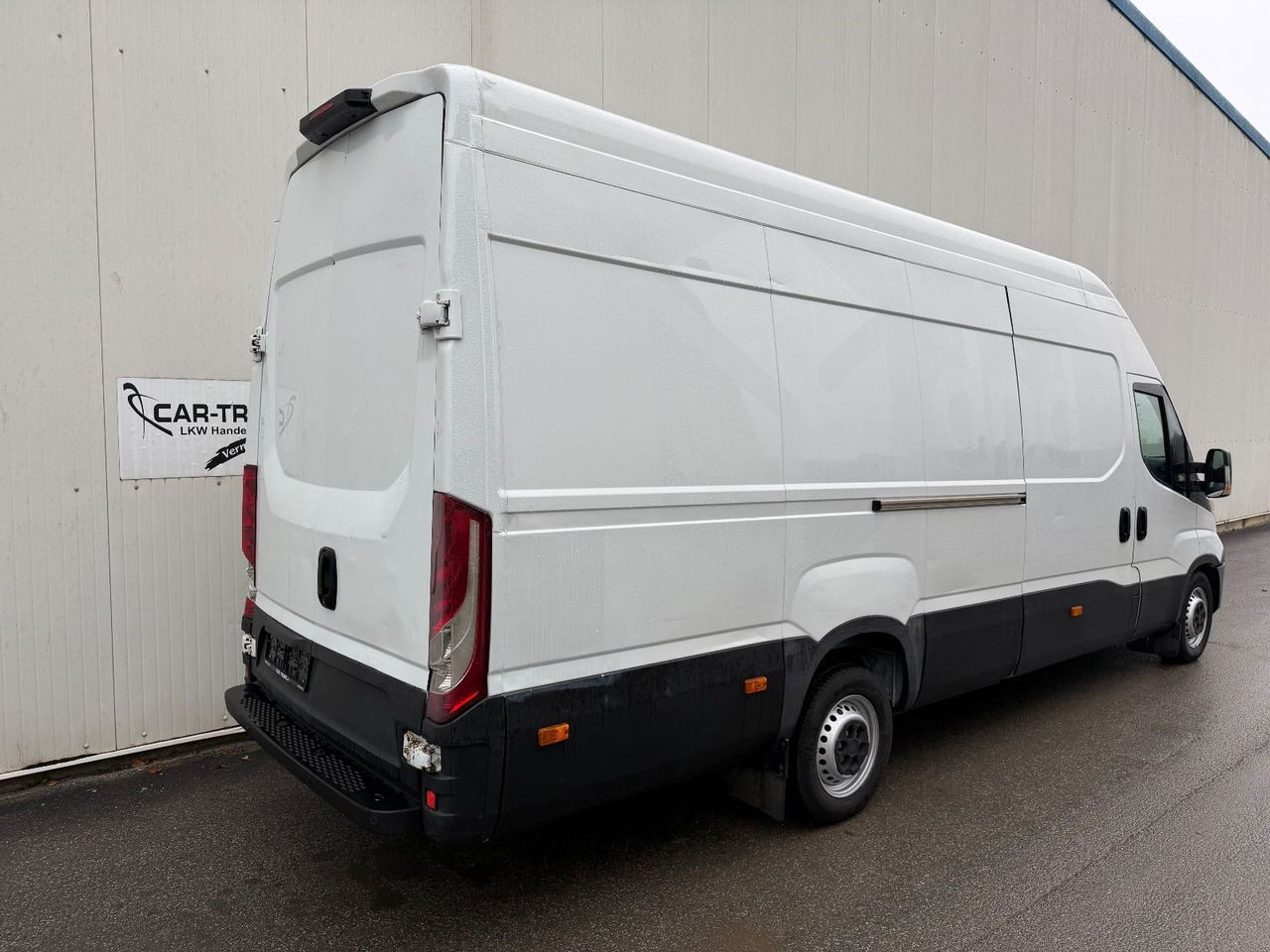Iveco Daily 35S14 HiMatic L4H3 Maxi Iveco Daily 35S14 HiMatic L4H3 Maxi - Товарен бус: снимка 3 Iveco Daily 35S14 HiMatic L4H3 Maxi Iveco Daily 35S14 HiMatic L4H3 Maxi - Товарен бус: снимка 3
