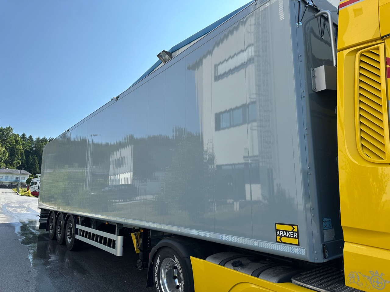 Kraker CF-200ZL Lift 92m³ - С плъзгащ под полуремарке: снимка 2 Kraker CF-200ZL Lift 92m³ - С плъзгащ под полуремарке: снимка 2