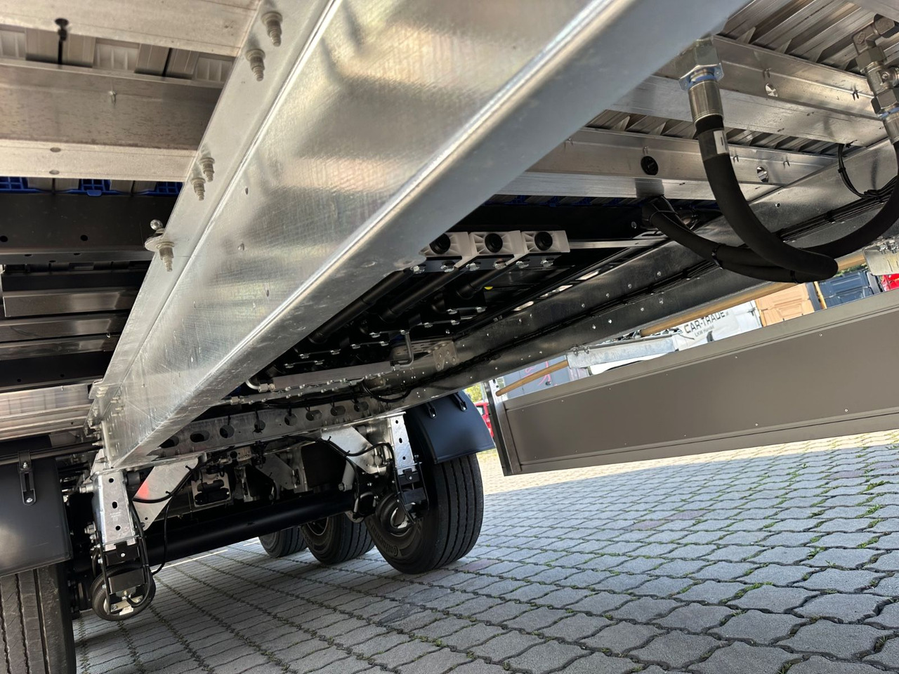 С плъзгащ под полуремарке Kraker CF-200ZL  Lift 92m³ Müllplane: снимка 6