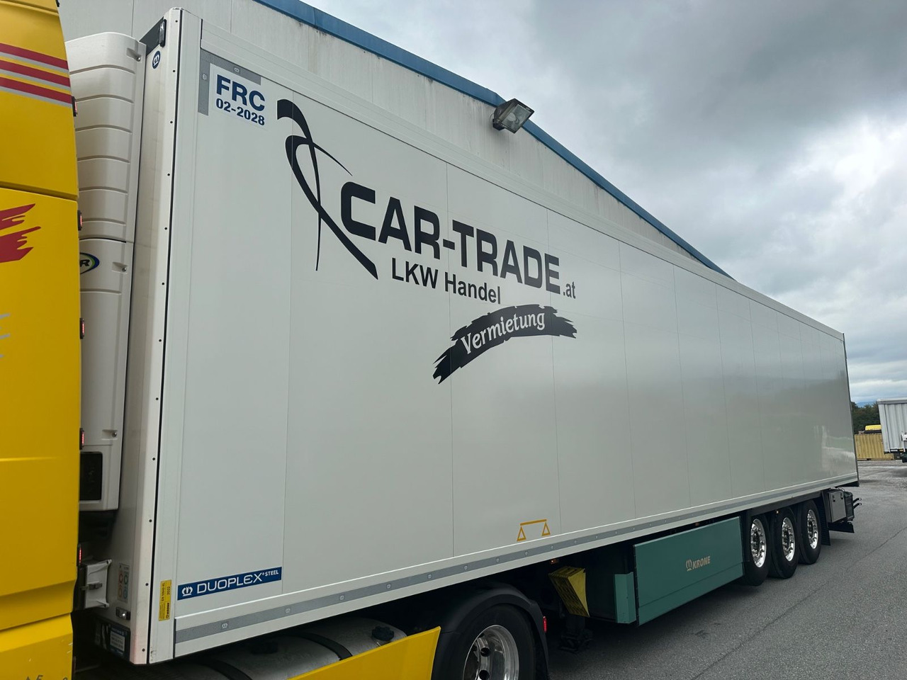 Krone SDR 27 Vector 1550 Doppelstock/Blumenbreit - Затворена каросерия полуремарке: снимка 1 Krone SDR 27 Vector 1550 Doppelstock/Blumenbreit - Затворена каросерия полуремарке: снимка 1