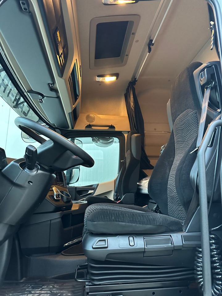 Mercedes-Benz Actros 2545 2T LBW - Контейнеровоз/ Сменна каросерия камион: снимка 3 Mercedes-Benz Actros 2545 2T LBW - Контейнеровоз/ Сменна каросерия камион: снимка 3