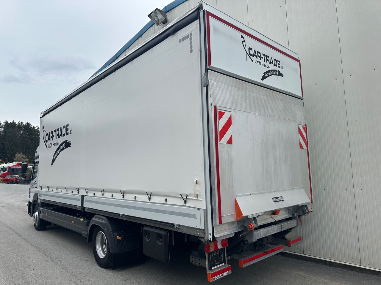 Mercedes-Benz Atego 1524 BigSpace LBW Navi/Kamera - Камион с брезент: снимка 4 Mercedes-Benz Atego 1524 BigSpace LBW Navi/Kamera - Камион с брезент: снимка 4