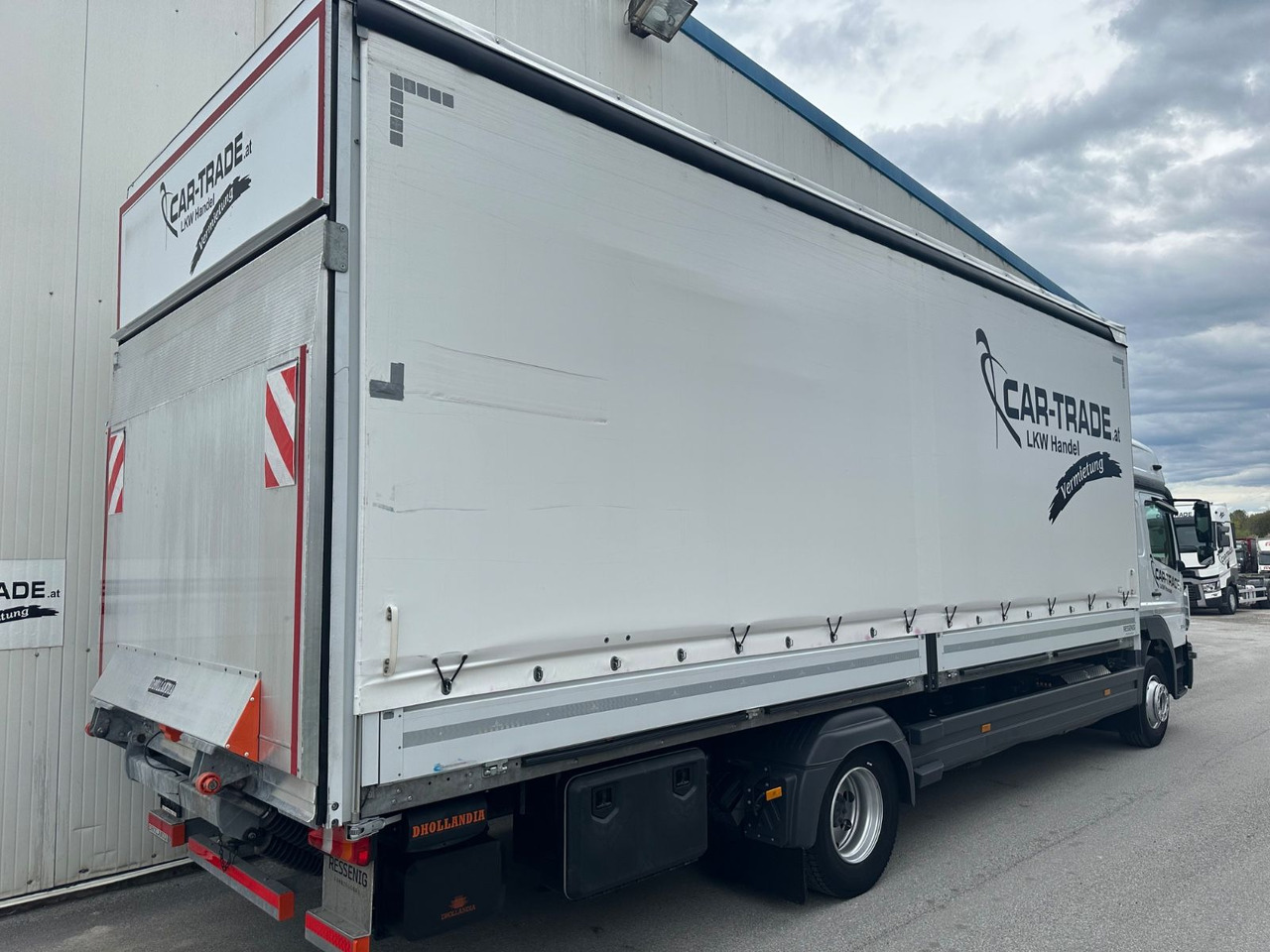 Mercedes-Benz Atego 1524 BigSpace LBW Navi/Kamera - Камион с брезент: снимка 3 Mercedes-Benz Atego 1524 BigSpace LBW Navi/Kamera - Камион с брезент: снимка 3