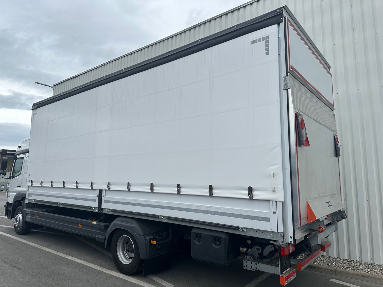 Mercedes-Benz Atego 1524 BigSpace LBW Navi/Kamera Mercedes-Benz Atego 1524 BigSpace LBW Navi/Kamera - Камион с брезент: снимка 4 Mercedes-Benz Atego 1524 BigSpace LBW Navi/Kamera Mercedes-Benz Atego 1524 BigSpace LBW Navi/Kamera - Камион с брезент: снимка 4