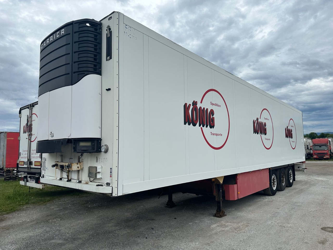 Schmitz Cargobull SKO24 Carrier Maxima 1300 SAF - Затворена каросерия полуремарке: снимка 1 Schmitz Cargobull SKO24 Carrier Maxima 1300 SAF - Затворена каросерия полуремарке: снимка 1