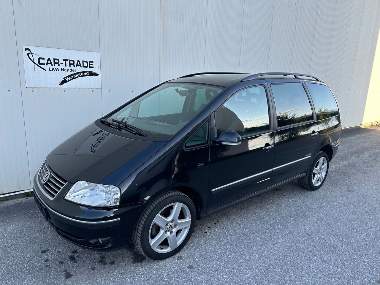 Volkswagen Sharan 2.0TDI Comfortline - Пътнически бус: снимка 1 Volkswagen Sharan 2.0TDI Comfortline - Пътнически бус: снимка 1