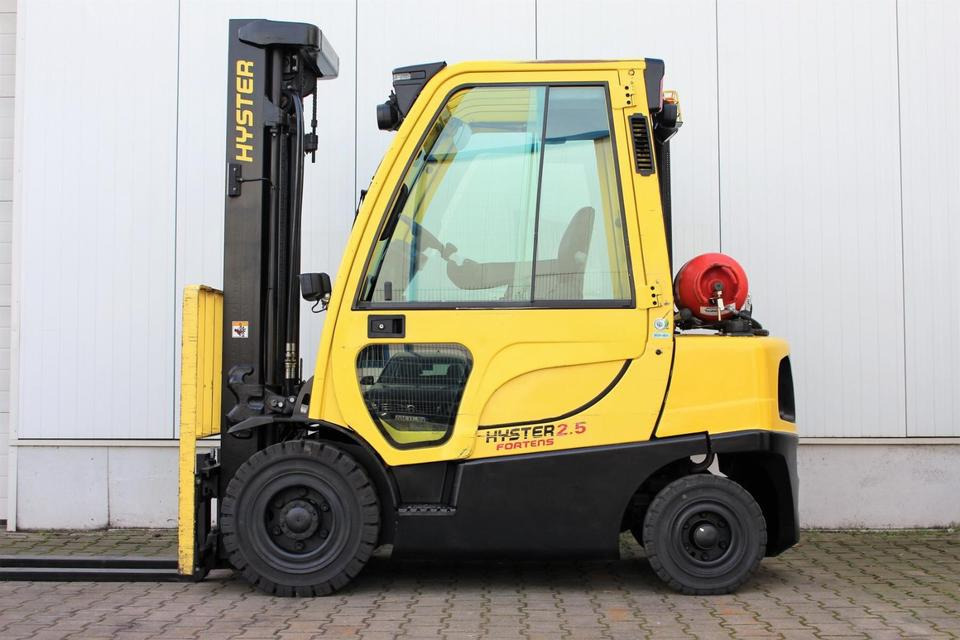 HYSTER H2.5FT Gas 2500kg - 2018 - 5196h - Газокар: снимка 2 HYSTER H2.5FT Gas 2500kg - 2018 - 5196h - Газокар: снимка 2