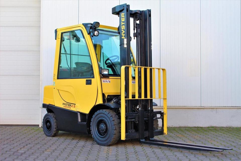 HYSTER H2.5FT Gas 2500kg Kabine 2018 Stapler UVV ✅ - Газокар: снимка 3 HYSTER H2.5FT Gas 2500kg Kabine 2018 Stapler UVV ✅ - Газокар: снимка 3
