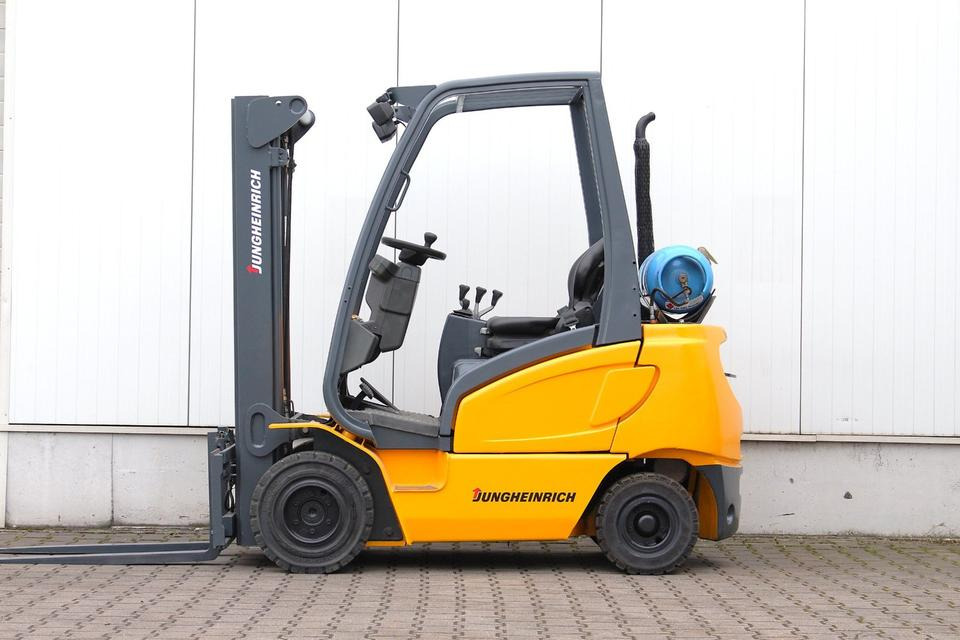 JUNGHEINRICH TFG316s Triplex 4,5m UVV - Газокар: снимка 4 JUNGHEINRICH TFG316s Triplex 4,5m UVV - Газокар: снимка 4