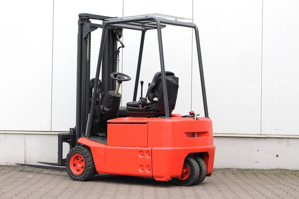 LINDE E15Z-02 Triplex 4,7m - Електрокар: снимка 3 LINDE E15Z-02 Triplex 4,7m - Електрокар: снимка 3