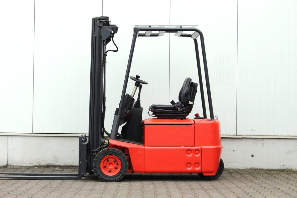 LINDE E15Z-02 Triplex 4,7m - Електрокар: снимка 5 LINDE E15Z-02 Triplex 4,7m - Електрокар: снимка 5