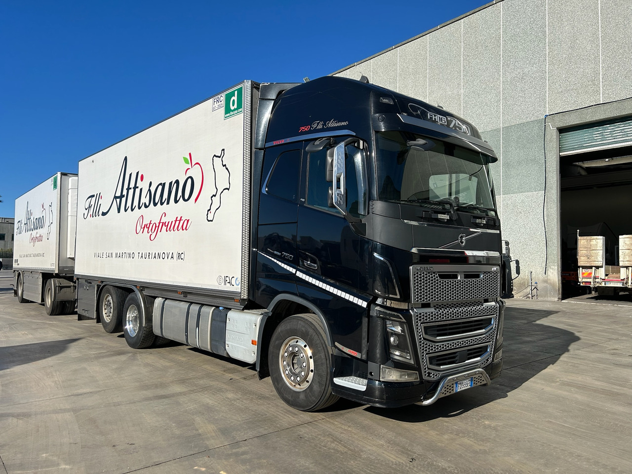 VOLVO FH 750 - Рефрижератор камион: снимка 1 VOLVO FH 750 - Рефрижератор камион: снимка 1