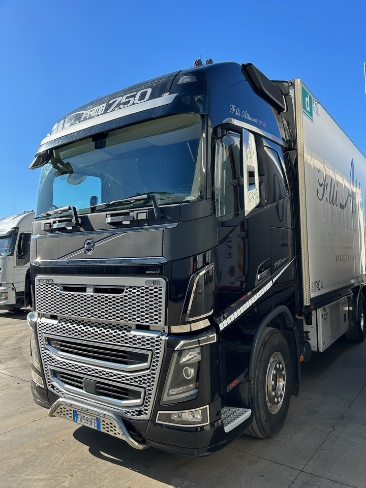 VOLVO FH 750 - Рефрижератор камион: снимка 5 VOLVO FH 750 - Рефрижератор камион: снимка 5