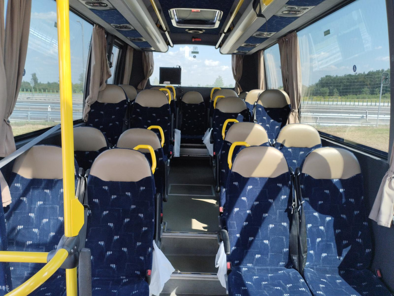 Микробус, Пътнически бус IVECO FIRST ROSERO 70C18: снимка 13 Микробус, Пътнически бус IVECO FIRST ROSERO 70C18: снимка 13