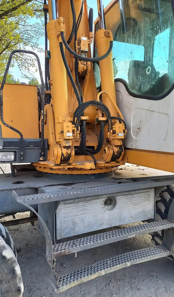 Liebherr A316 - Колесен багер: снимка 4 Liebherr A316 - Колесен багер: снимка 4