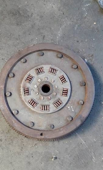 Kolo zamachowe z wiencem liebherr D914t 147 z - Двигател за Камион: снимка 3 Kolo zamachowe z wiencem liebherr D914t 147 z - Двигател за Камион: снимка 3