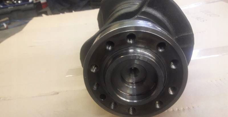 Wał Korbowy Volvo D6E LAE3 04283933 c38 6 cylindr - Колянов вал за Строителна техника: снимка 3 Wał Korbowy Volvo D6E LAE3 04283933 c38 6 cylindr - Колянов вал за Строителна техника: снимка 3