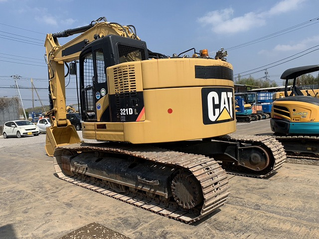 CAT 321DLCR - Верижен багер: снимка 3 CAT 321DLCR - Верижен багер: снимка 3