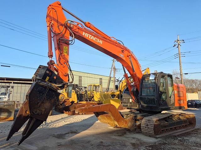 HITACHI ZX225USRLCMH-5B - Верижен багер: снимка 1 HITACHI ZX225USRLCMH-5B - Верижен багер: снимка 1