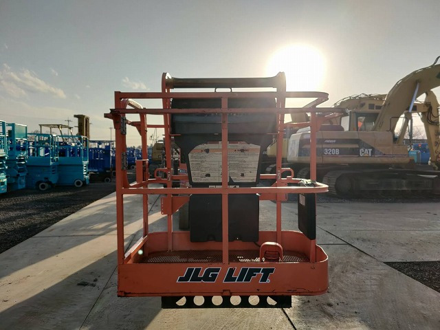JLG E300AJP - Артикулираща платформа: снимка 2 JLG E300AJP - Артикулираща платформа: снимка 2