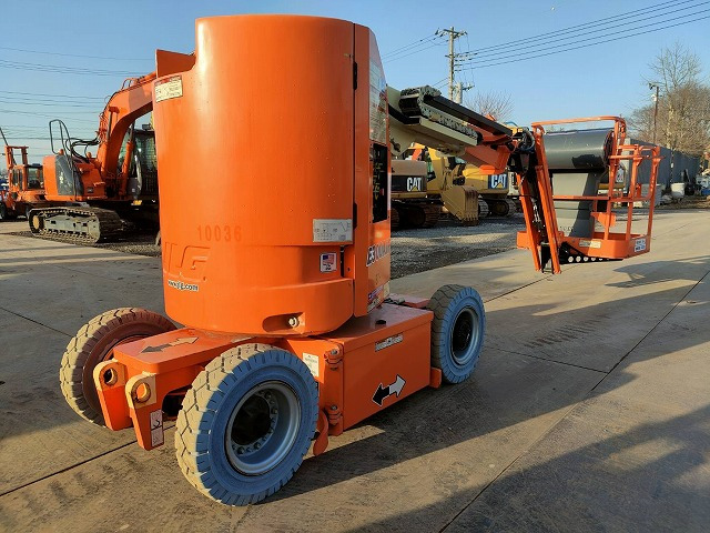 JLG E300AJP - Артикулираща платформа: снимка 5 JLG E300AJP - Артикулираща платформа: снимка 5