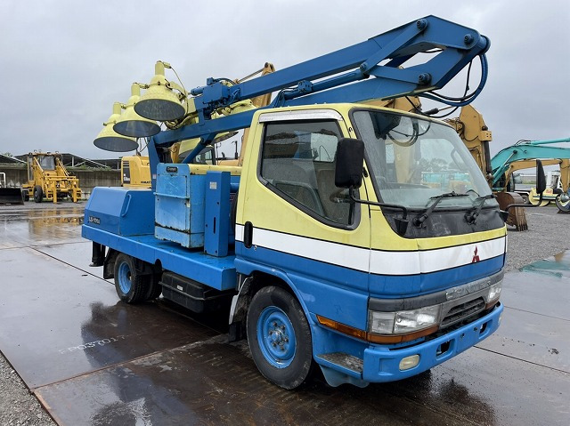 TADANO LS-106A - Осветителна кула, Камион: снимка 2 TADANO LS-106A - Осветителна кула, Камион: снимка 2