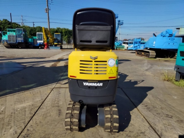 YANMAR SV05-D - Мини багер: снимка 3 YANMAR SV05-D - Мини багер: снимка 3