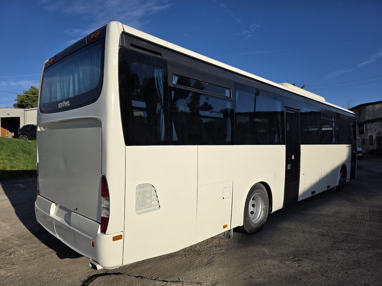 IVECO Crossway - Междуградски автобус: снимка 3 IVECO Crossway - Междуградски автобус: снимка 3