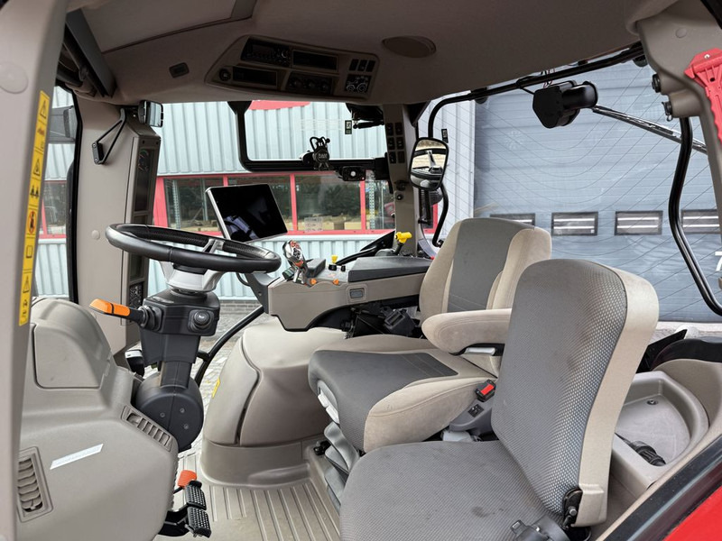 Case IH Maxxum 150 CVX Stage V - Трактор: снимка 5 Case IH Maxxum 150 CVX Stage V - Трактор: снимка 5