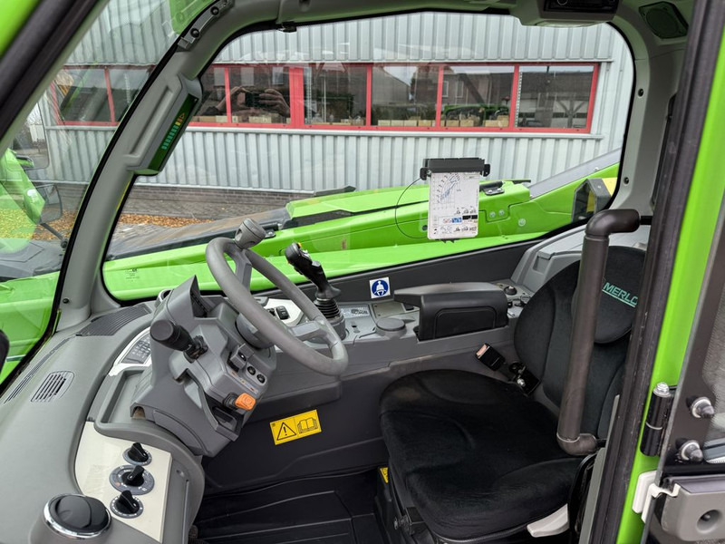 Merlo TF35.7-140 Telehandler - Телескопичен колесен товарач: снимка 5 Merlo TF35.7-140 Telehandler - Телескопичен колесен товарач: снимка 5