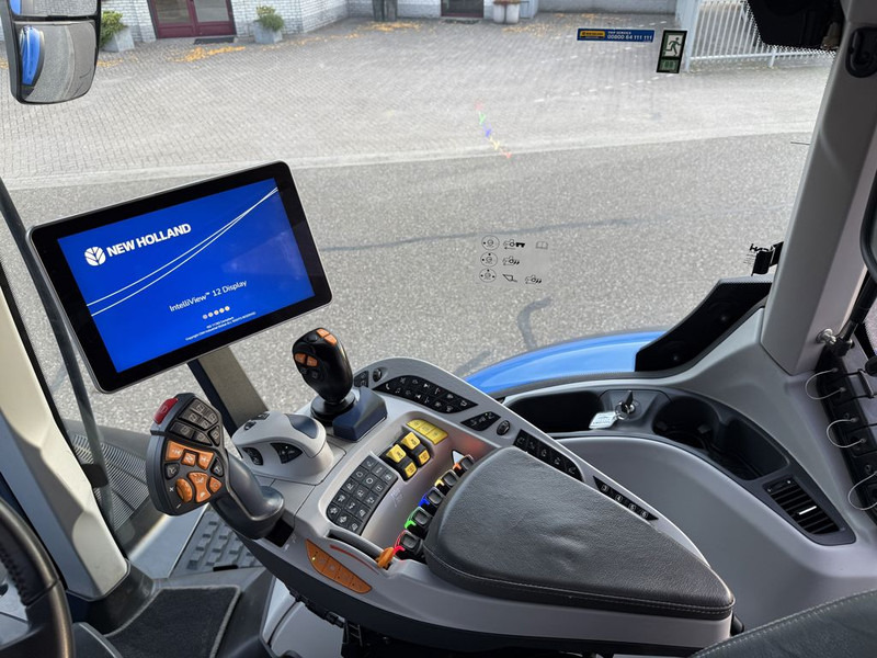 Лизинг на New Holland T7.275HD AC Stage V New Gen New Holland T7.275HD AC Stage V New Gen: снимка 13 Лизинг на New Holland T7.275HD AC Stage V New Gen New Holland T7.275HD AC Stage V New Gen: снимка 13