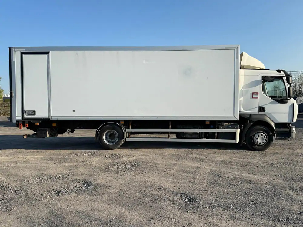 Renault D14 250 *D14 250 cv* - Камион фургон: снимка 3 Renault D14 250 *D14 250 cv* - Камион фургон: снимка 3