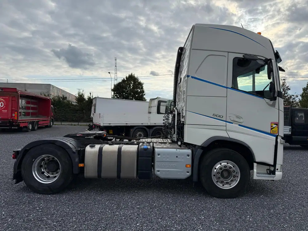 Volvo FH 500 Globetrotter Jantes alcoa*Hydraulique*Euro6 - Влекач: снимка 3 Volvo FH 500 Globetrotter Jantes alcoa*Hydraulique*Euro6 - Влекач: снимка 3