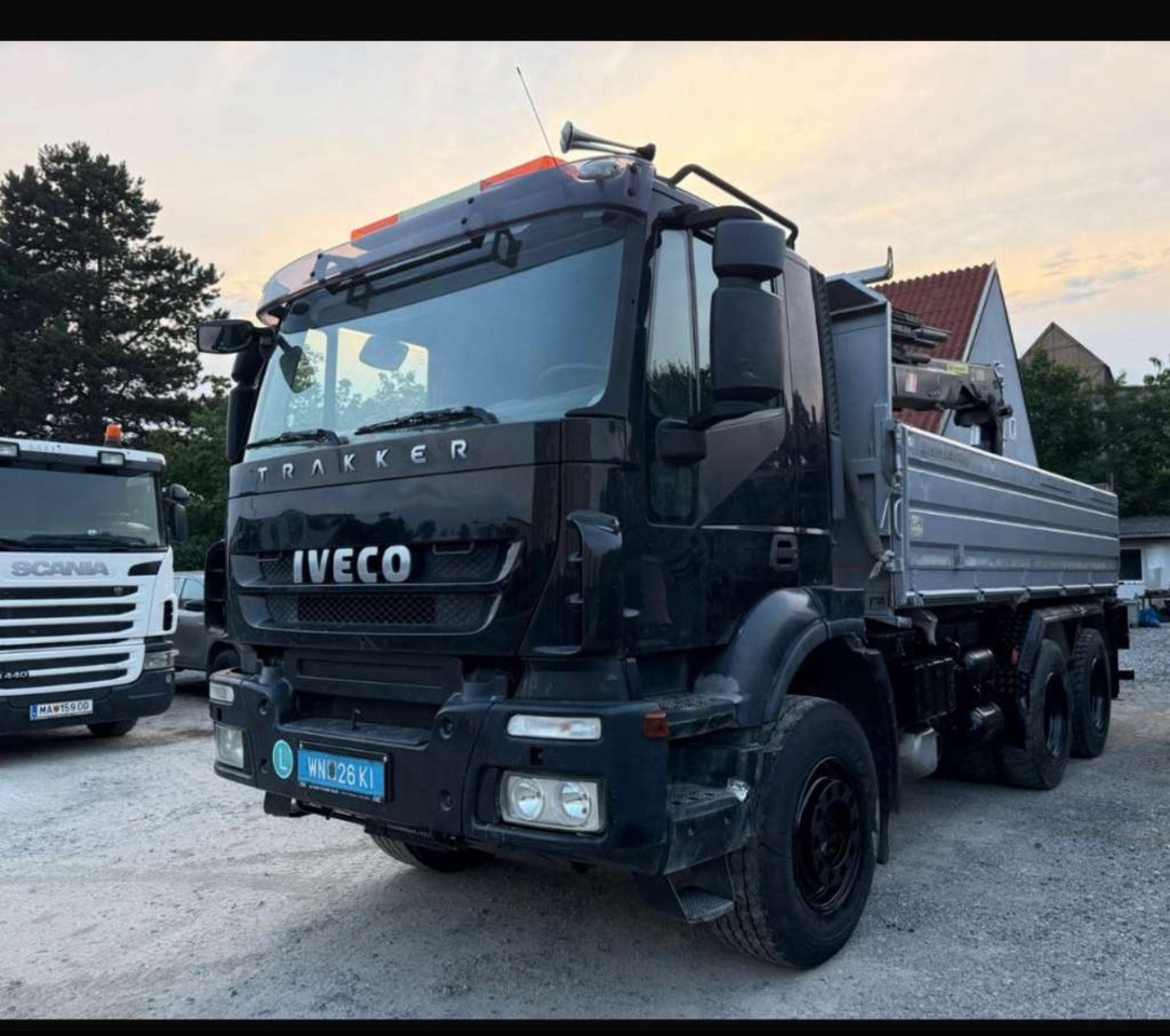 IVECO Trakker/ KPEC1/2A4 - Камион с кран: снимка 4 IVECO Trakker/ KPEC1/2A4 - Камион с кран: снимка 4