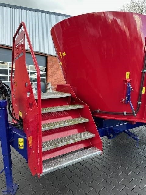 Mayer Siloking Futtermischwagen 20-30cb - Миксер-вагон: снимка 2 Mayer Siloking Futtermischwagen 20-30cb - Миксер-вагон: снимка 2