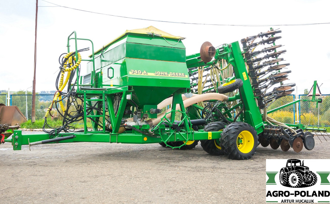 JOHN DEERE 740A - 2008 ROK - 6 M - Сеялка: снимка 1 JOHN DEERE 740A - 2008 ROK - 6 M - Сеялка: снимка 1