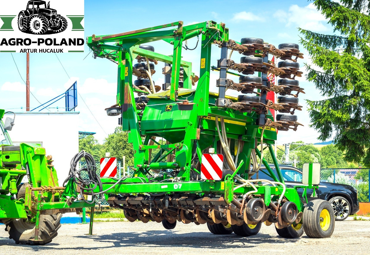 JOHN DEERE 750 A - 6 M - 2008 ROK - Сеялка: снимка 1 JOHN DEERE 750 A - 6 M - 2008 ROK - Сеялка: снимка 1