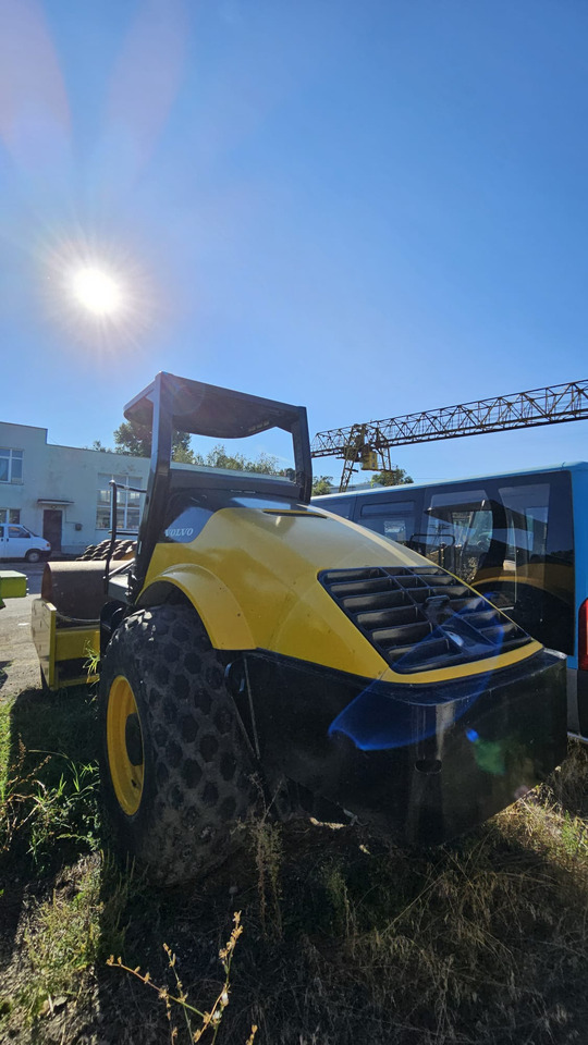 VOLVO SD100D - Компактор: снимка 4 VOLVO SD100D - Компактор: снимка 4