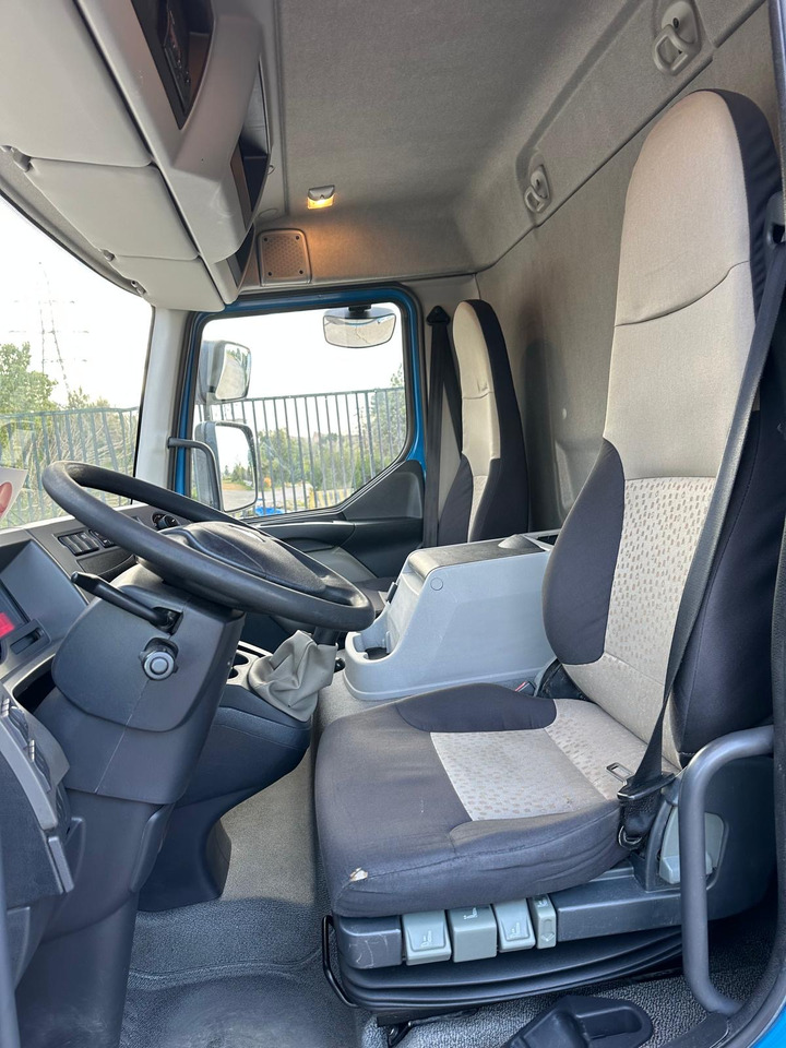 RENAULT midlum 14.220 - Камион с брезент: снимка 3 RENAULT midlum 14.220 - Камион с брезент: снимка 3